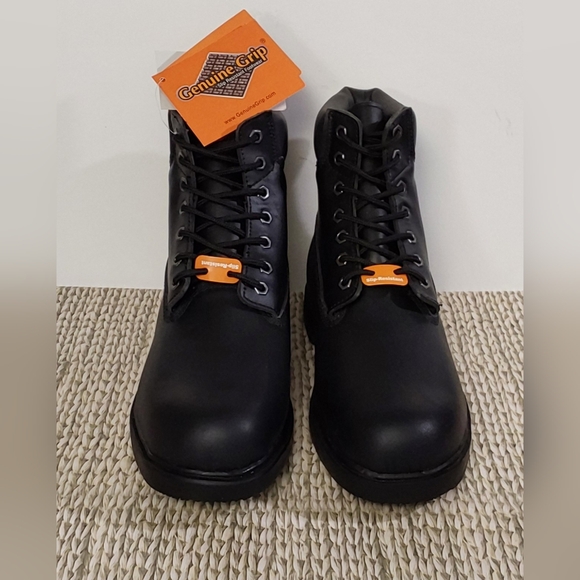 NIB GENUINE GRIP Men's Boots SIZE 11.5W / #058 - Picture 3 of 9